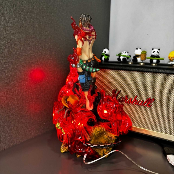 Mô hình Ace chỉ tay siêu ngầu 30 cm có LED - One Piece