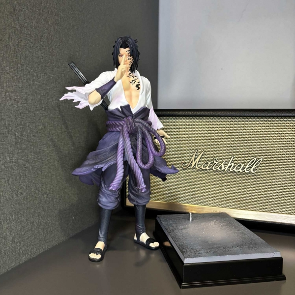 Mô hình Sasuke 31 cm có đế - Naruto
