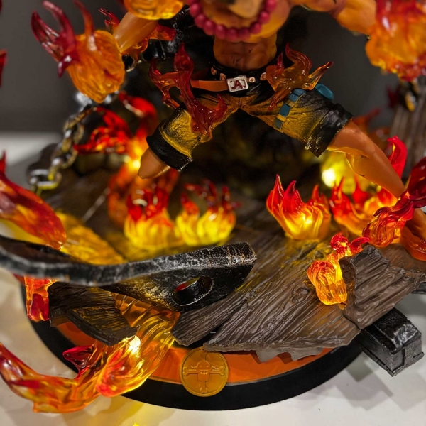 [Siêu Phẩm] Mô hình Ace Hỏa Quyền 56 cm có LED (USB) - One Piece