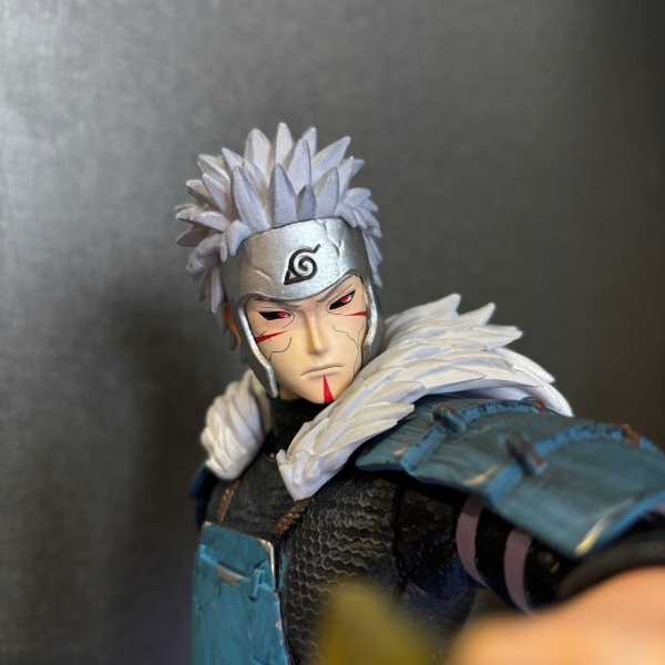 Mô hình Đệ Nhị Tobirama Senju cầm kiếm 37 cm có LED usb - Naruto