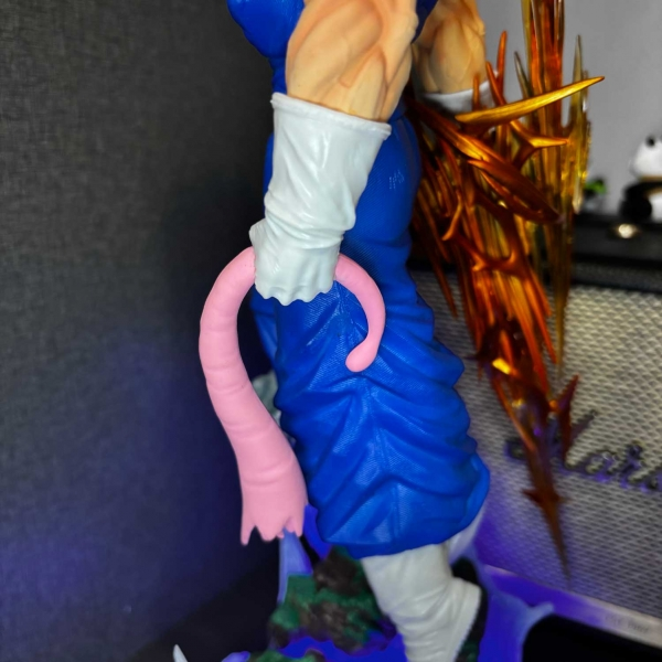 Mô hình Vegito Siêu Ngầu 40 cm 3 đầu - Dragon Ball