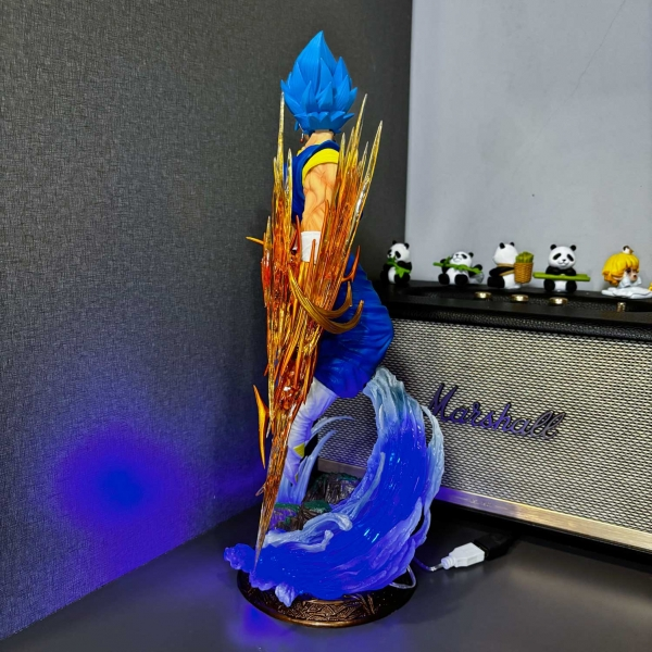 Mô hình Vegito Siêu Ngầu 40 cm 3 đầu - Dragon Ball