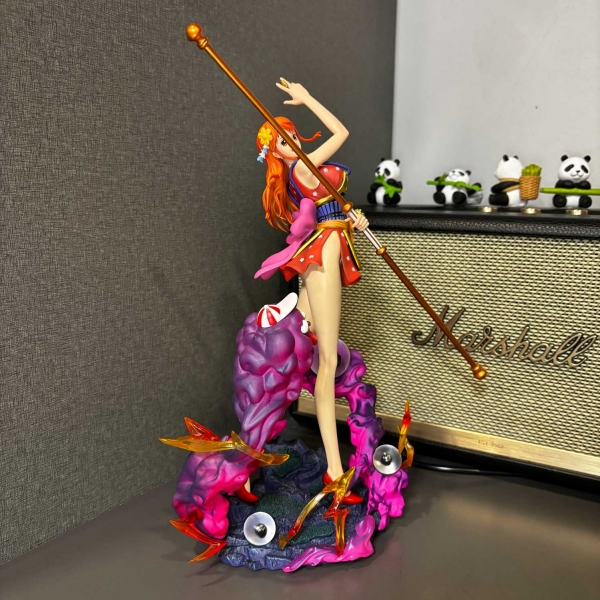 Mô hình Nami và Zues siêu xinh 31 cm - One Piece