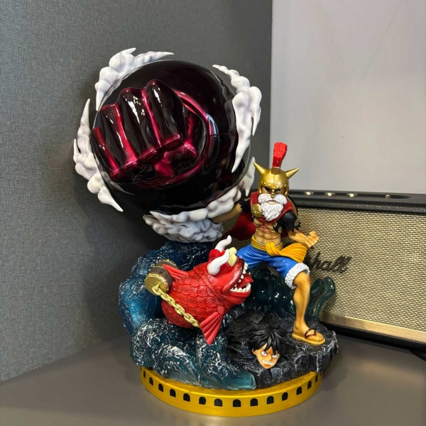 Mô hình Luffy G4 vs Chiến Ngư Vương 38 cm - One Piece