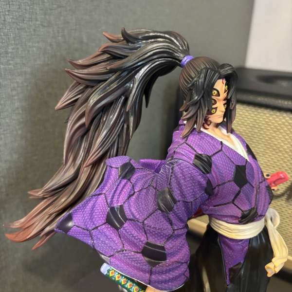 Mô hình Thượng Nhất Kokushibou cầm kiếm 25 cm - Kimetsu No Yaiba