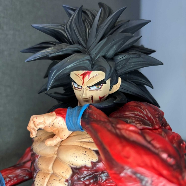 Mô hình Goku SSJ4 cầm ngọc rồng 34 cm - Dragon Ball